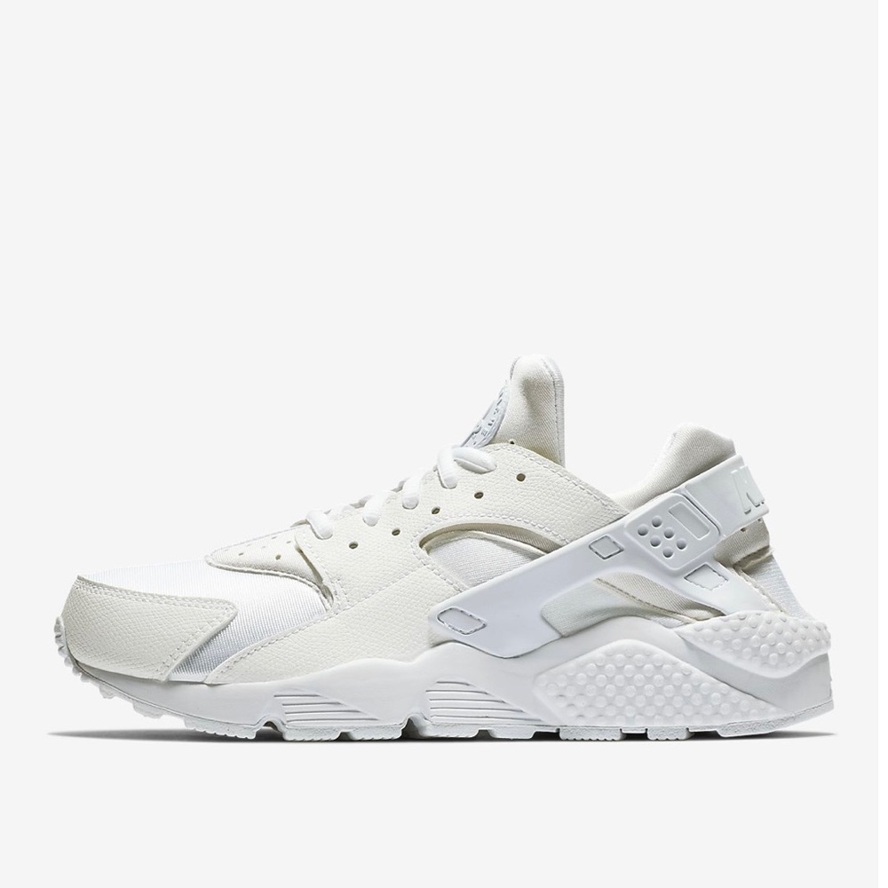 SOLD Nike Air Huaraches